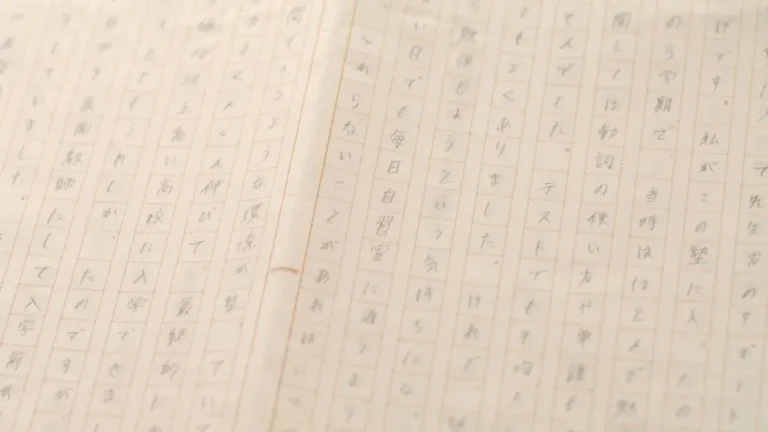 生徒の体験記「危機感を持つ」。実際の作文用紙に書かれた直筆の感想文。